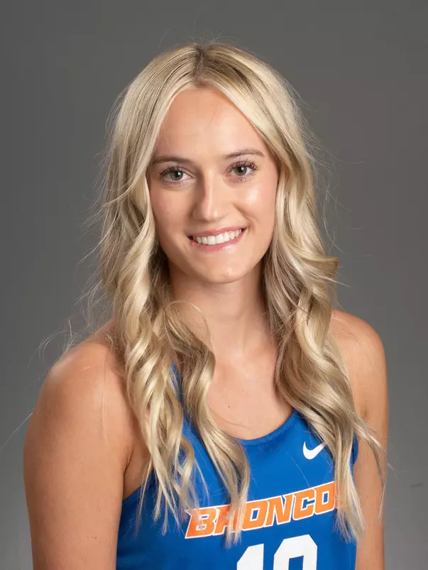 2022-23 Headshot of Kaylee Meija