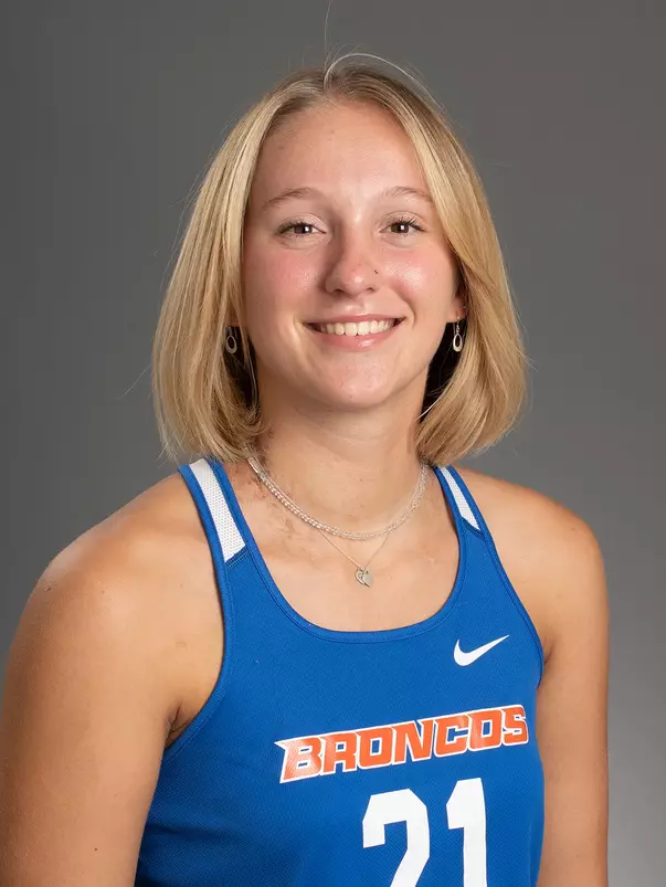 2022-23 Headshot of Lily Patock