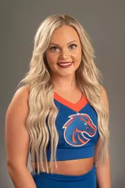 2022-23 Headshot of Alyssa Dow