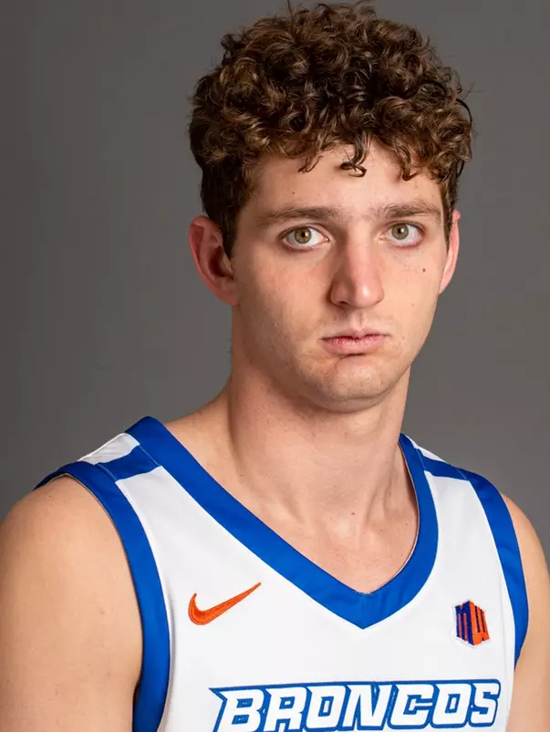 2022-23 Headshot of Burke Smith