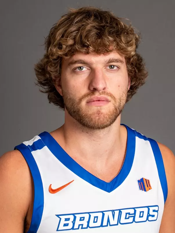 2022-23 Headshot of Max Rice