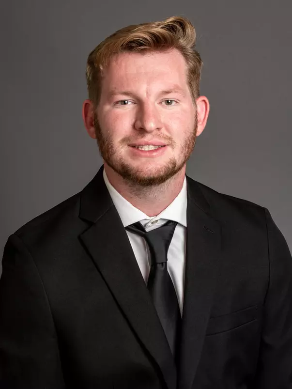 2022-23 Headshot of Nate Martin