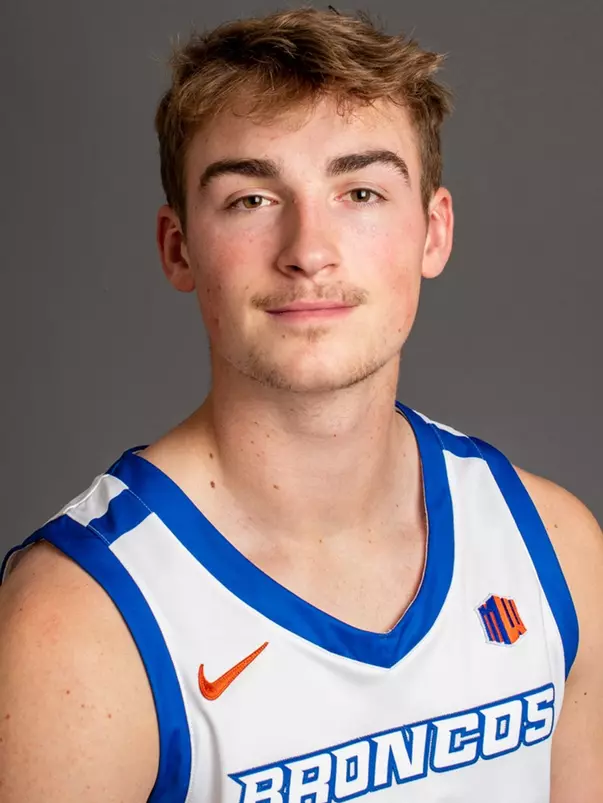 2022-23 Headshot of Sam Winter