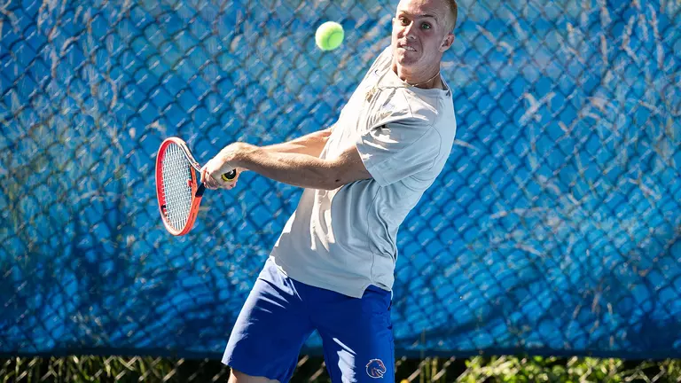 Broncos Wrap Up San Diego Tournament