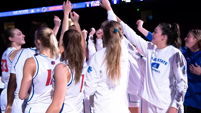 Broncos Continue Homestand Against Highlanders