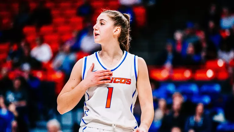 Broncos Host Pepperdine Monday