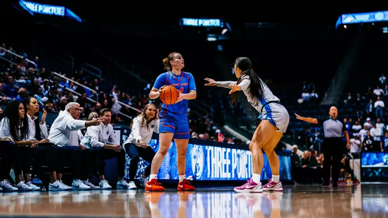 Broncos Drop Contest to Cougars