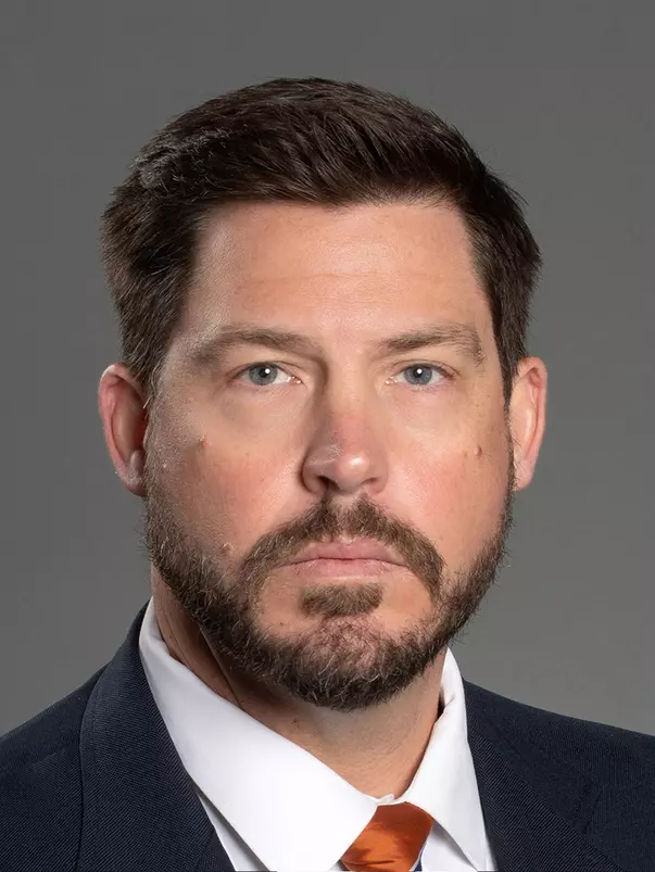 Spring 2023 Headshot of Erik Chinander
