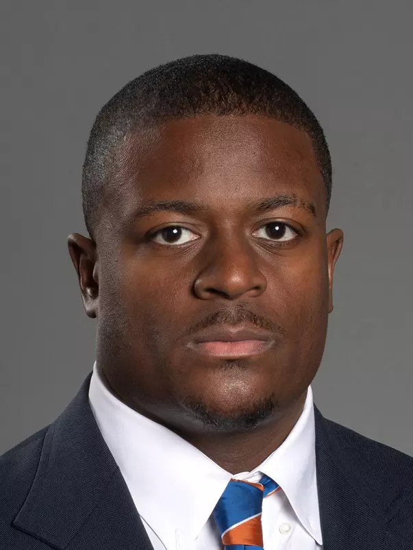 Spring 2023 Headshot of Tyrell Smith (Spring 2023)