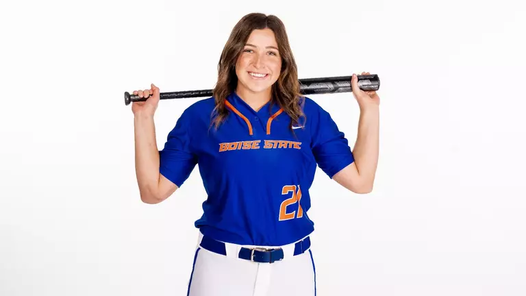 Boise State Nominates Serena Huchingson for NCAA Woman of Year