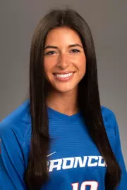Headshot photo of Anna Toohey.