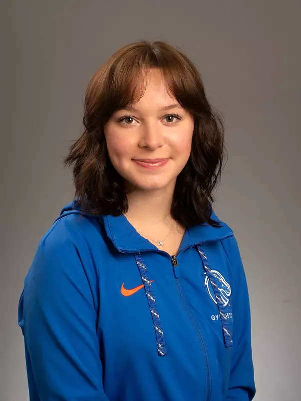 Headshot of Victoria Smirnov.