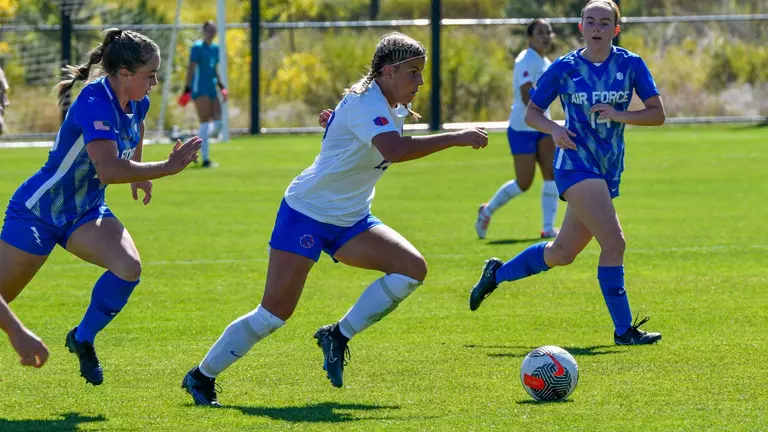 Broncos Set to Host Cowgirls and Rams