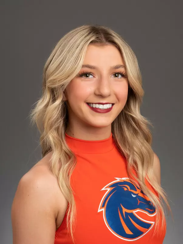 Bella Boudreau 2023 Headshot