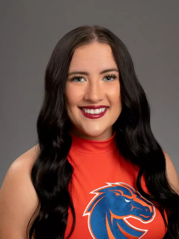 Alexa Henkel 2023 Headshot