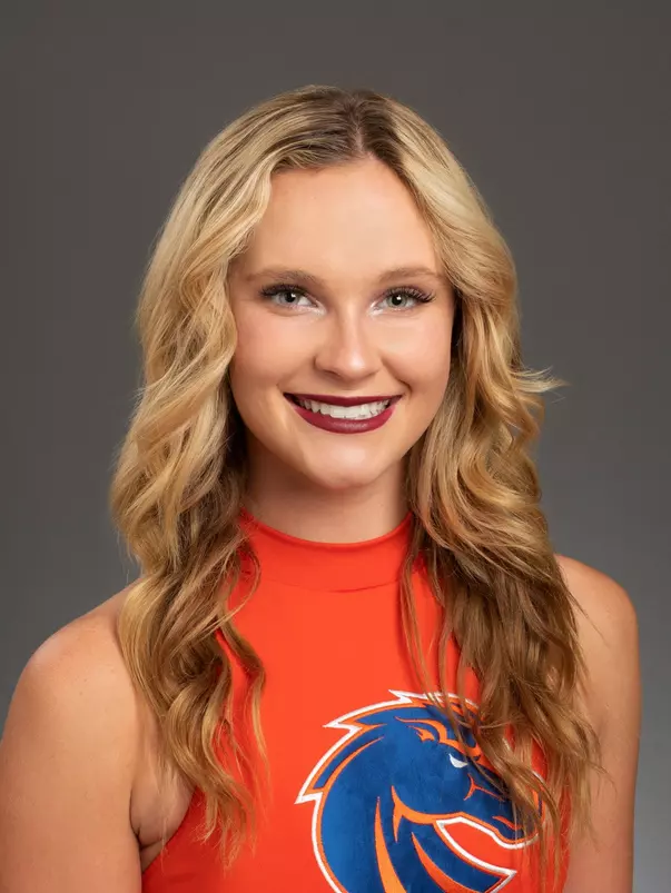 Madison Johnston 2023 Headshot