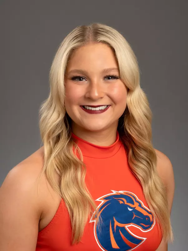 Melissa Mangold 2023 Headshot