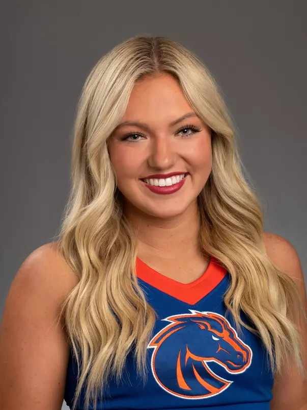 Kayla Romeril 2023 Headshot