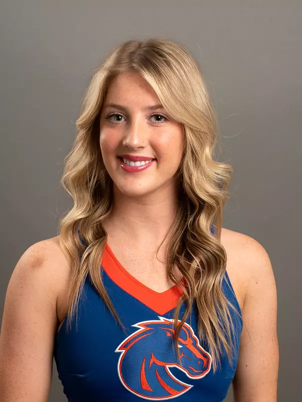 Lindsay Saunders 2023 Headshot