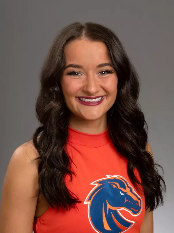 Alissa Williamson 2023 Headshot