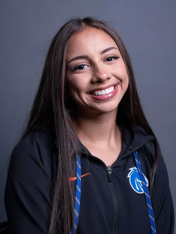 Lizbeth Soto Headshot