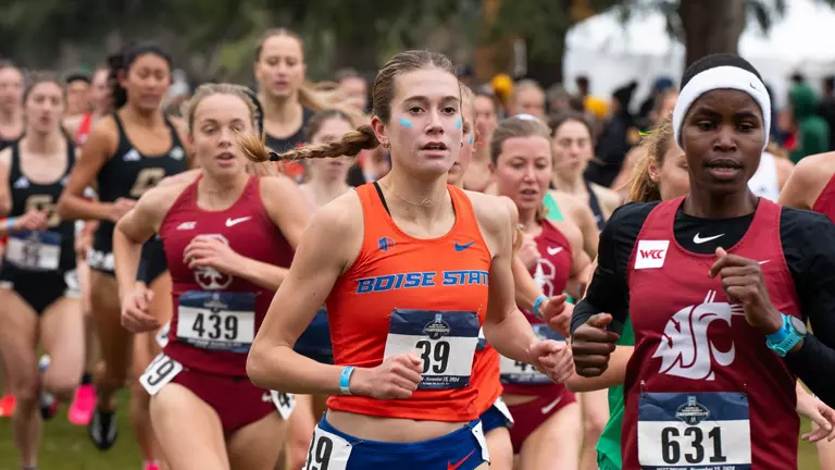 Hudson and Robertson Qualify for NCAA Championships