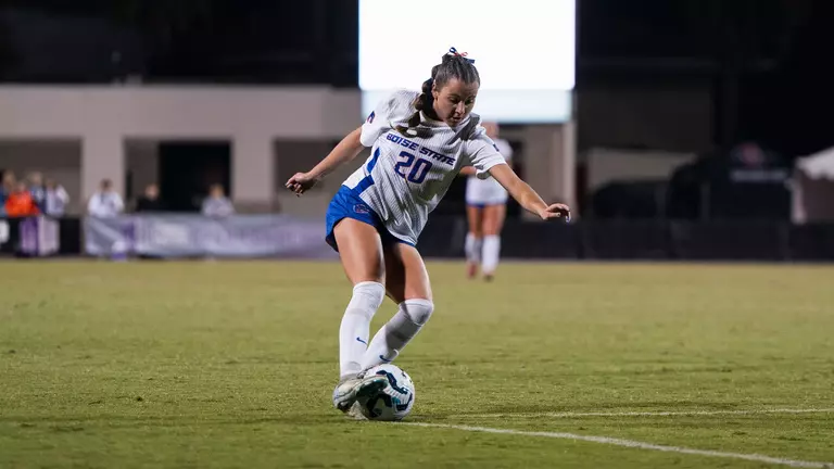 Broncos Fall to Aggies in Mountain West Championship