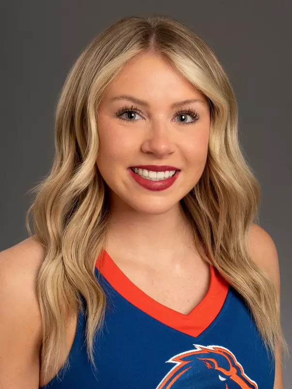 Kaitlyn DiFiore spirit squad head shot