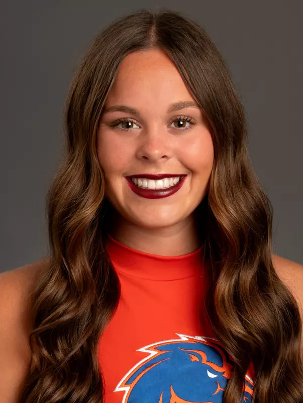 Kaylee Lehnick spirit squad head shot