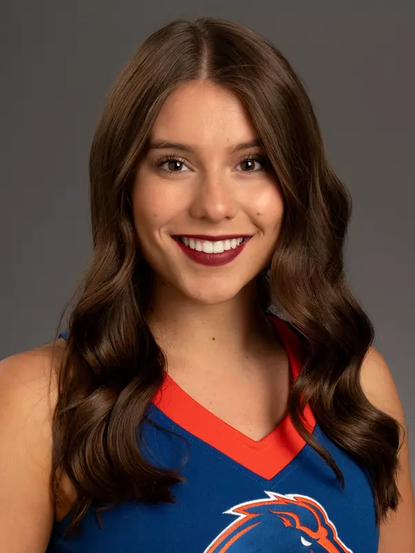 Hannah Vanhonsebrouck spirit squad head shot