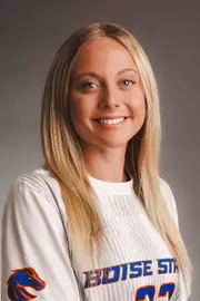 Emily Brashear headshot.