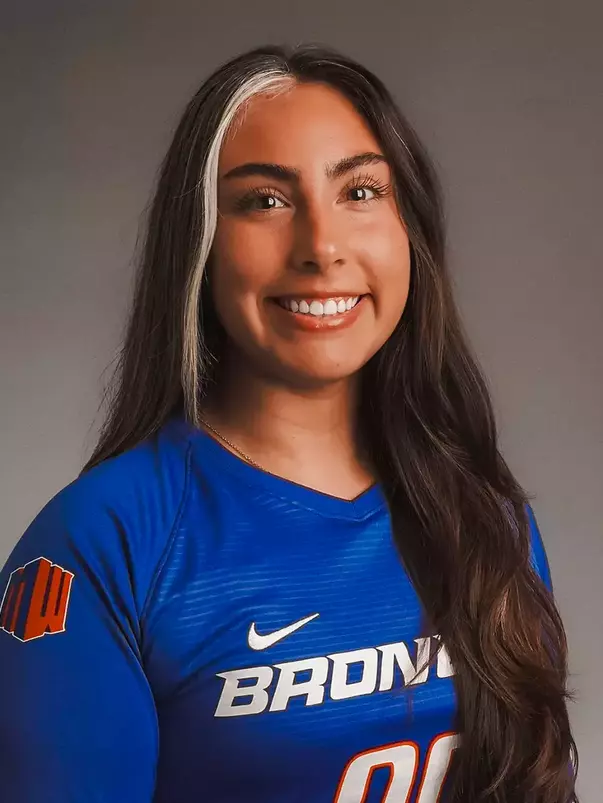 Jazmyn Brass headshot.