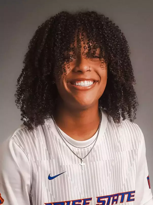 Michaela Justiniani headshot