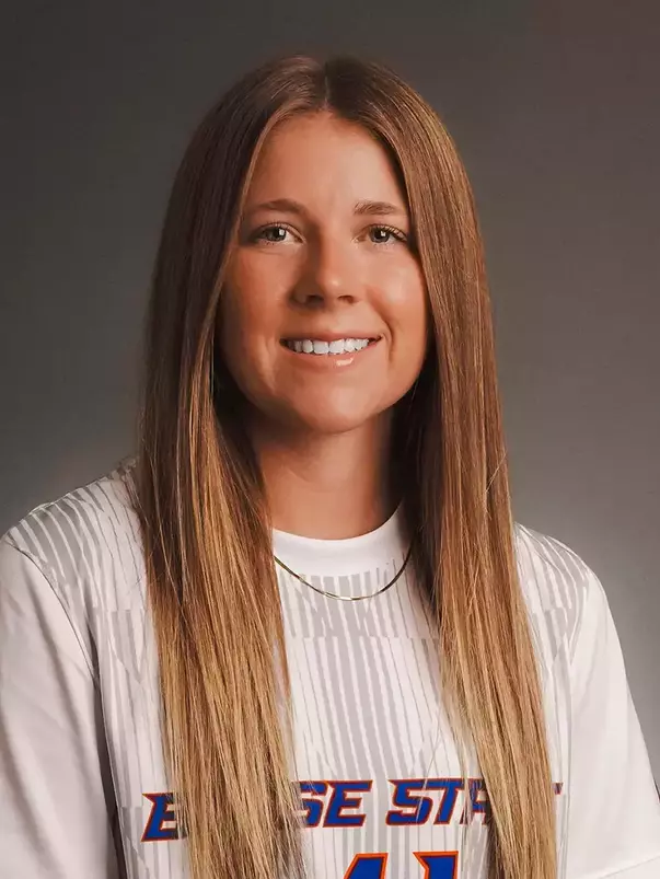 Grace Sommers headshot.