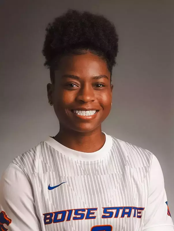 Jasmine Young headshot.