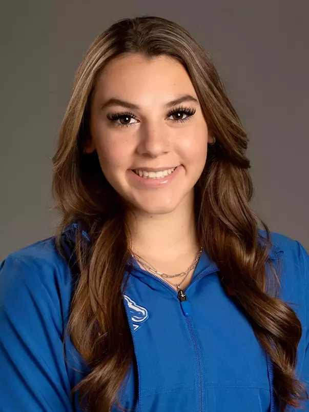 Alyssa Vulaj headshot