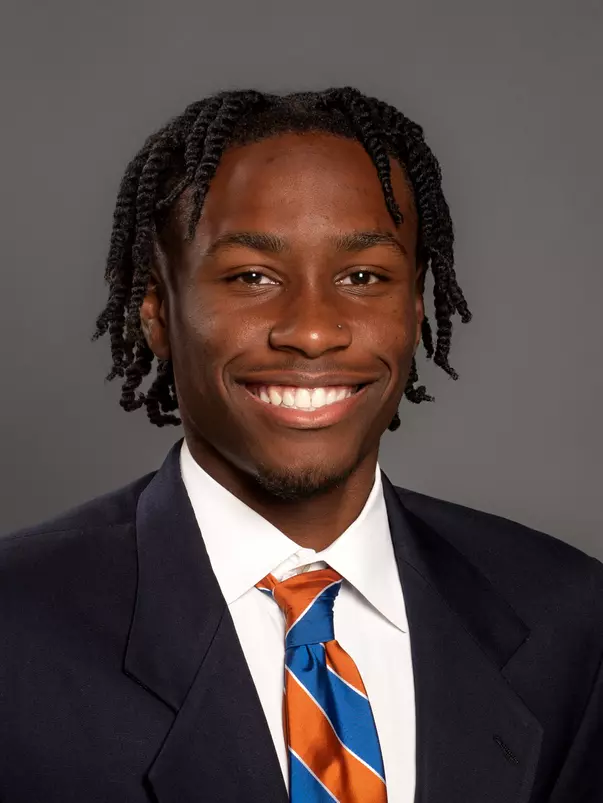 Cameron Bates headshot
