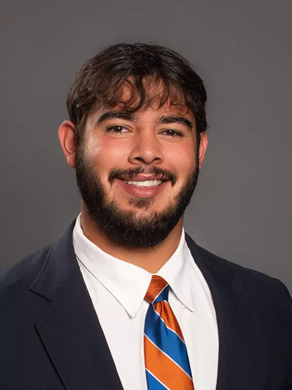 Roger Carreon headshot