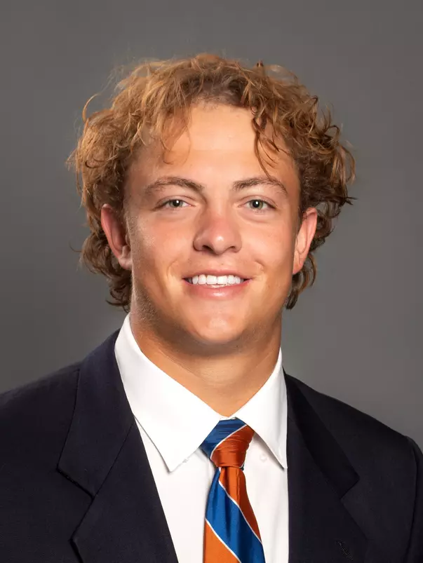 Seth Knothe headshot