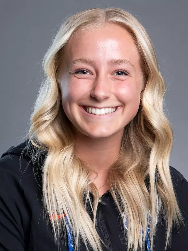 Elle Thomas head shot