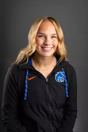 Alix Mund 2025 Headshot