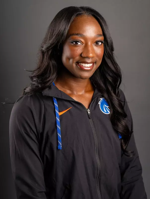 Nadia Collins 2025 Headshot