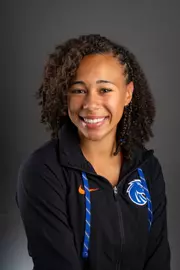 Shyniece Davis 2025 Headshot