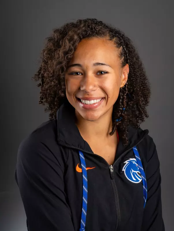 Shyniece Davis 2025 Headshot