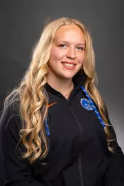 Victoria Lotz 2025 Headshot