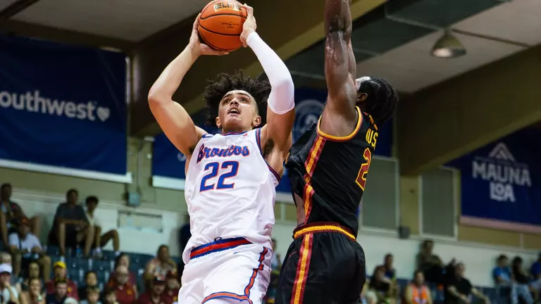 Broncos Narrowly Fall to USC