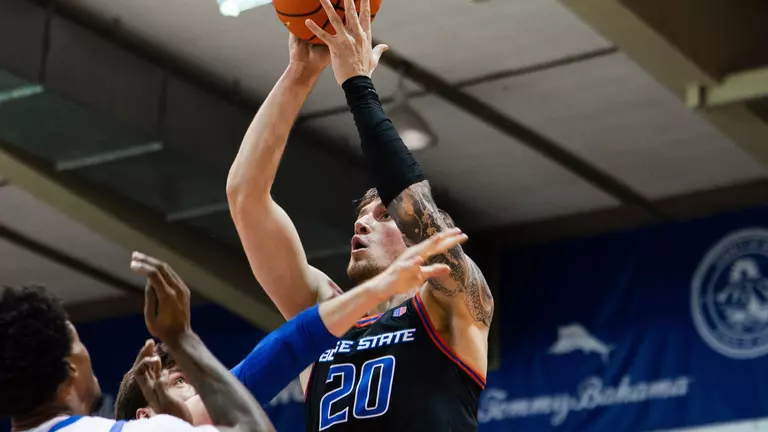 Strong Second Half Propels Broncos Past Chaminade