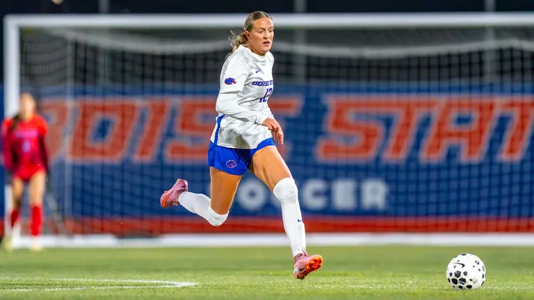 Broncos Eliminated in MW Championship Final