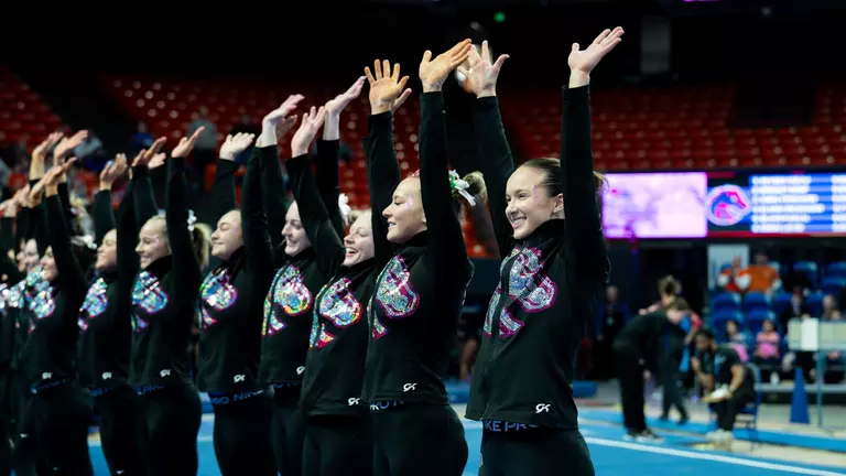 Vulaj Picks Up Vault Title in Logan