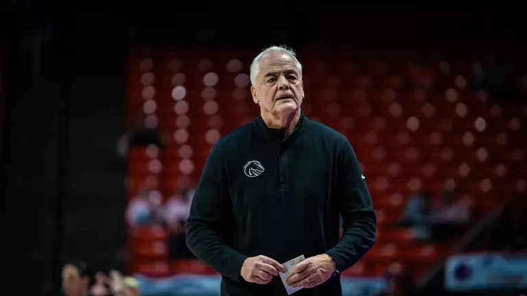 Broncos Host Utah State in Final Game of Regular Season